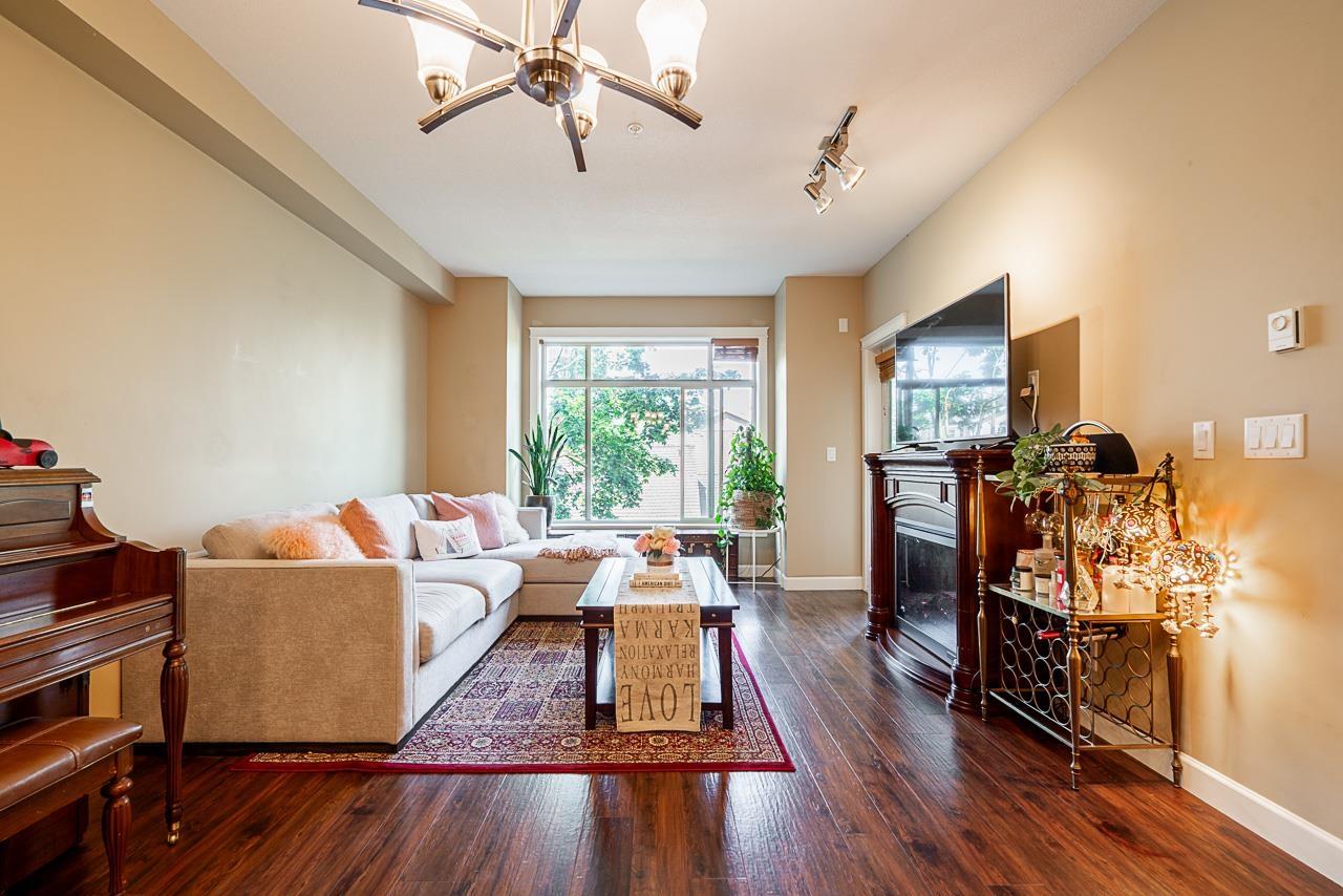 Photo 12 of 266 8328 207 A Street, Langley BC