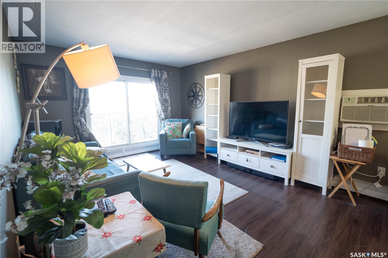 Photo 12 of 38 20 Assiniboine Drive, Saskatoon SK