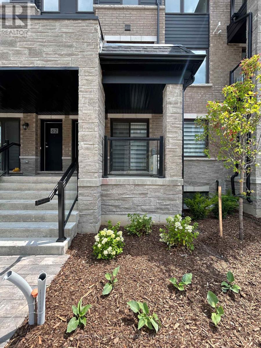 Photo 15 of 64 Appletree Lane, Barrie ON