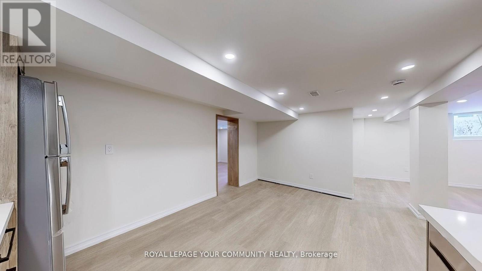 Photo 7 of 17 Camborne Basement Avenue, Toronto ON