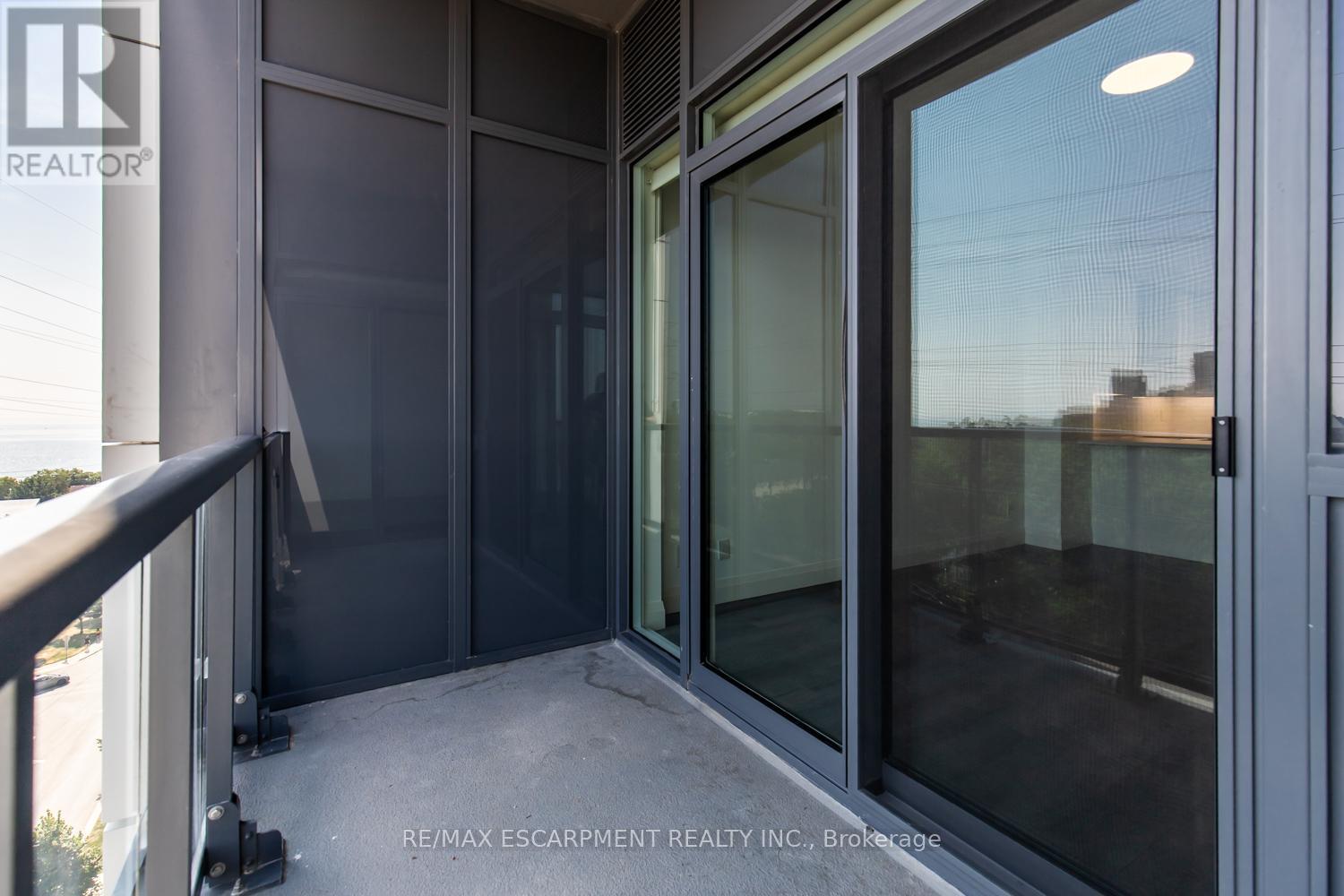 Photo 30 of 906 500 Brock Avenue, Burlington ON