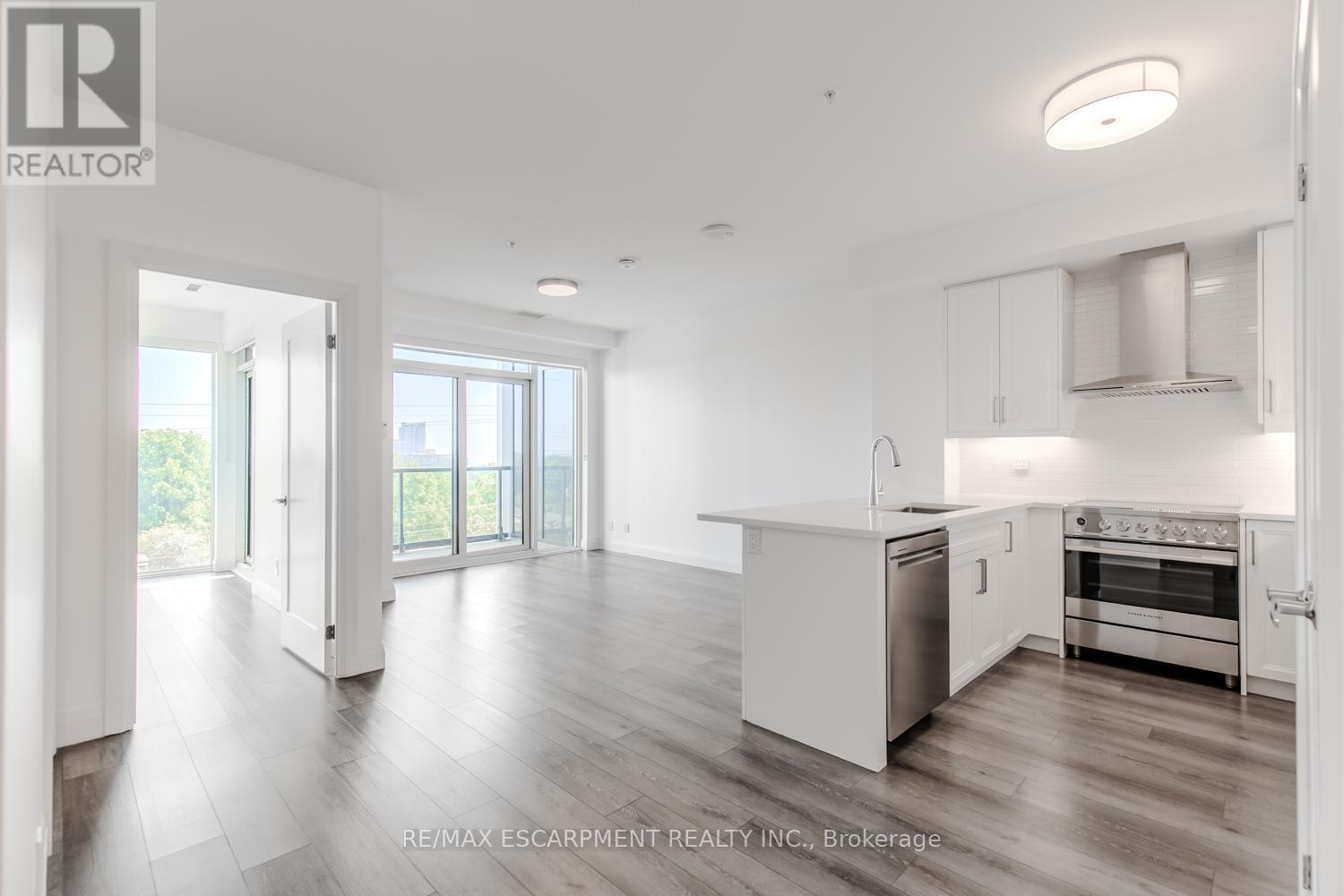 Photo 26 of 906 500 Brock Avenue, Burlington ON