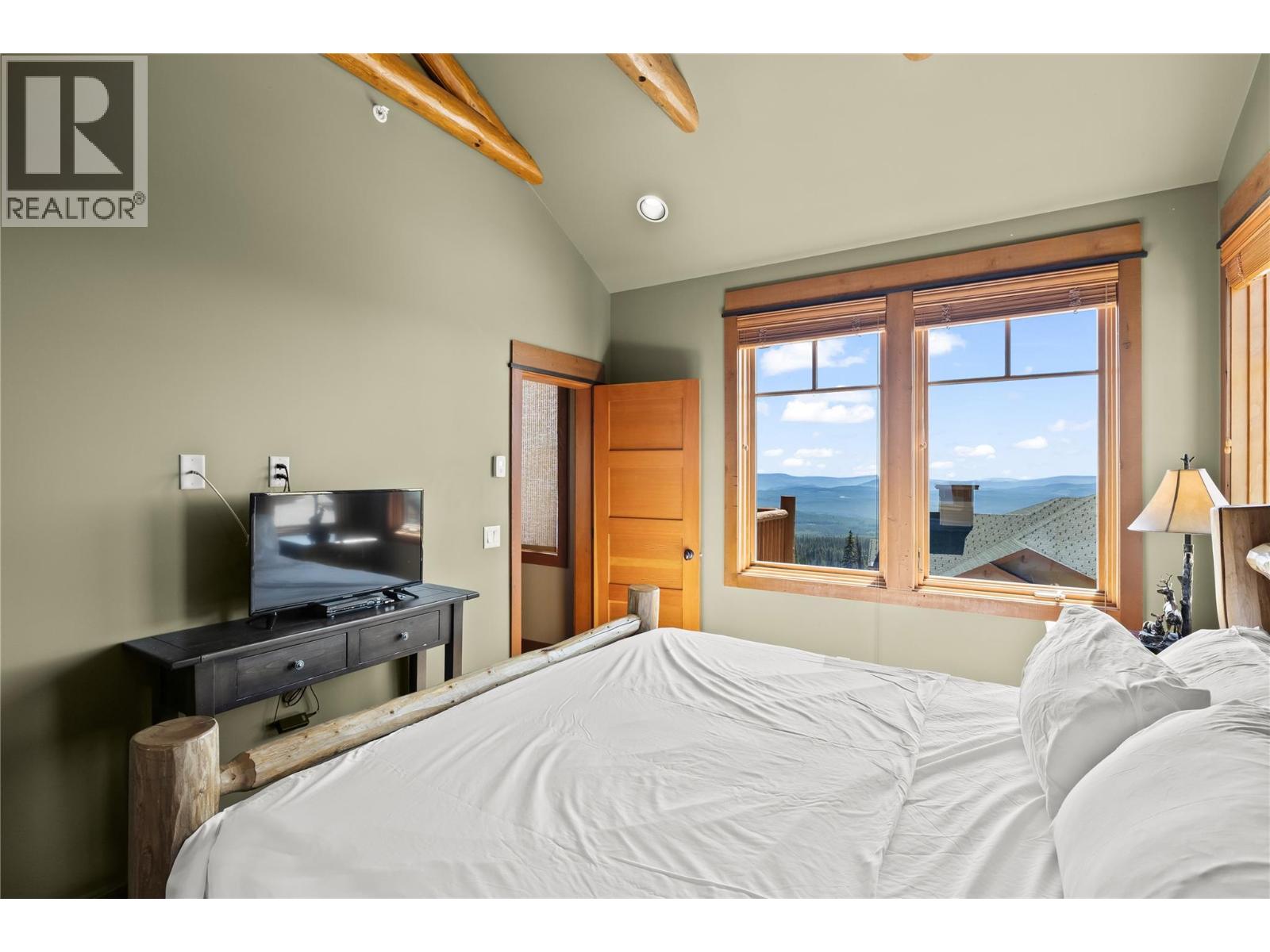 7 255 Feathertop Way, Kelowna