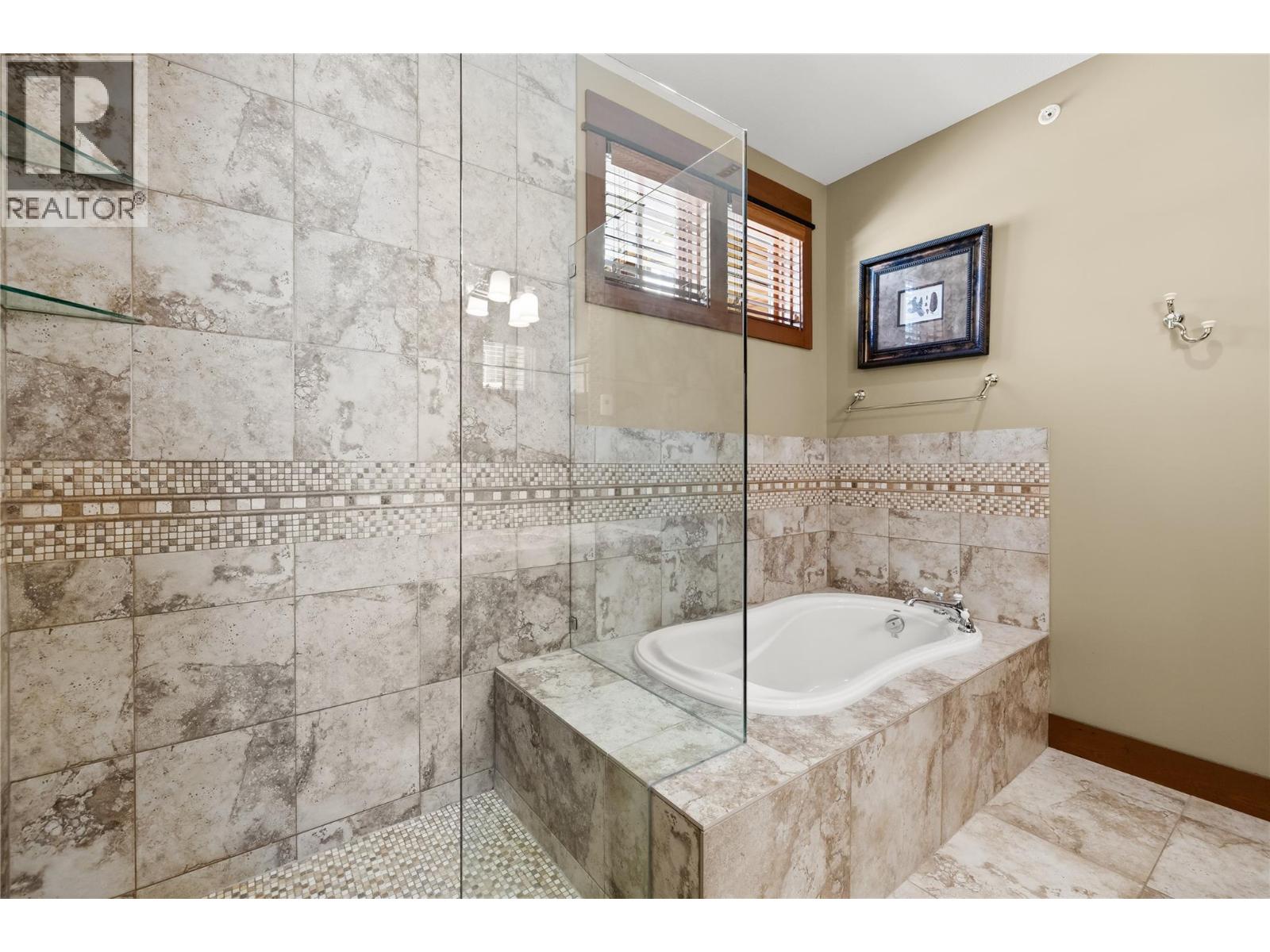 7 255 Feathertop Way, Kelowna