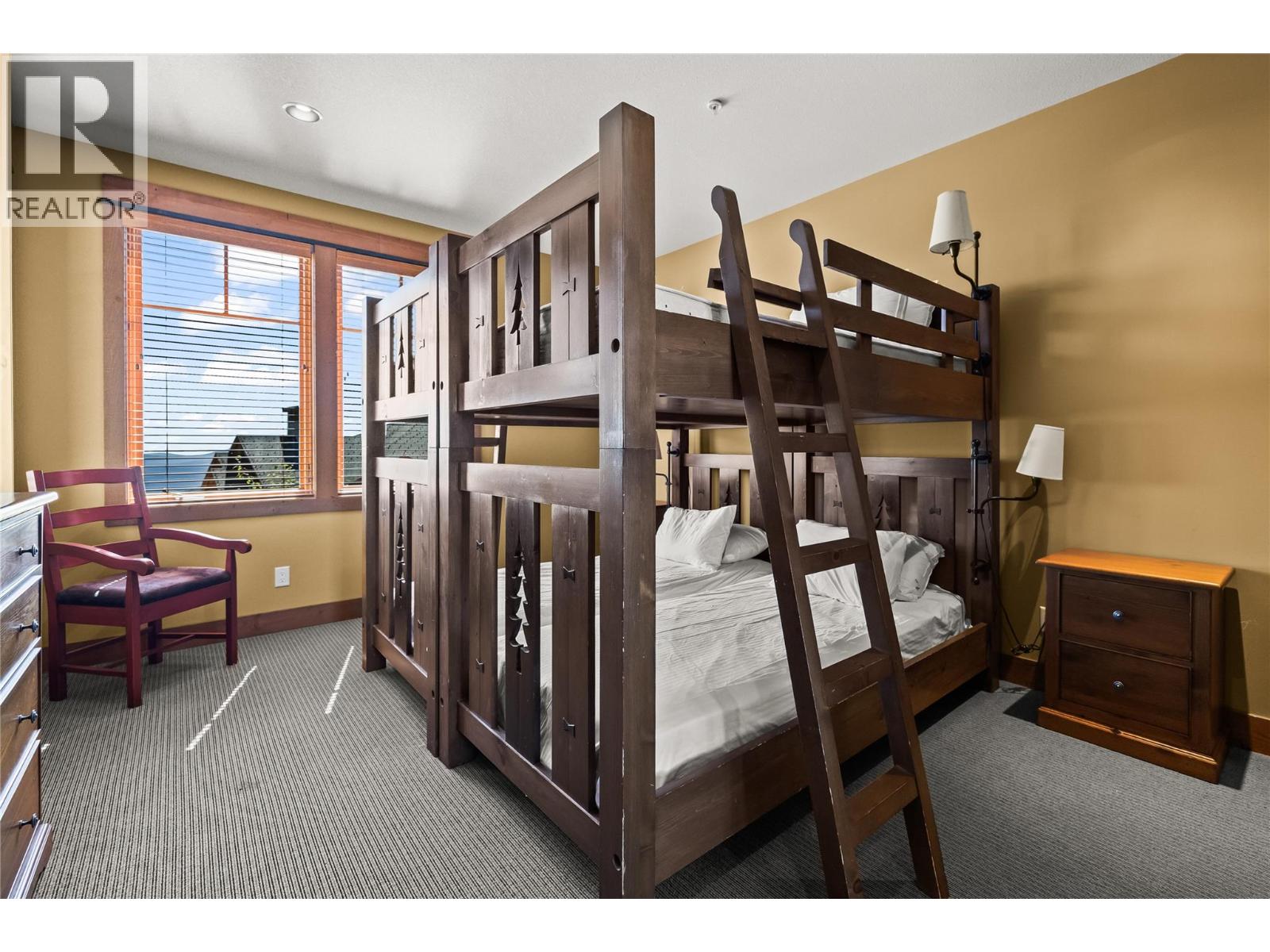 7 255 Feathertop Way, Kelowna