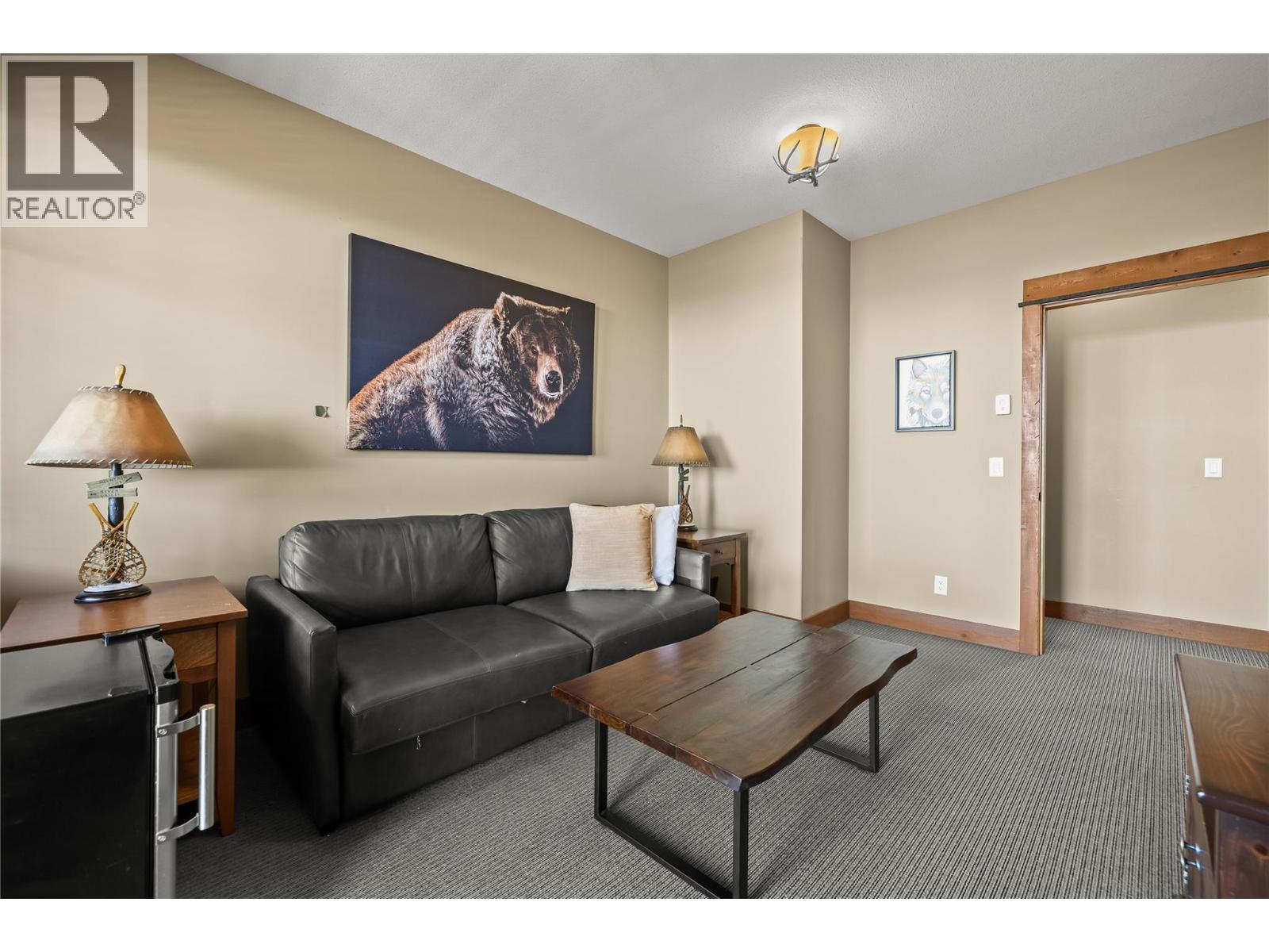 #7 255 Feathertop Way - 31