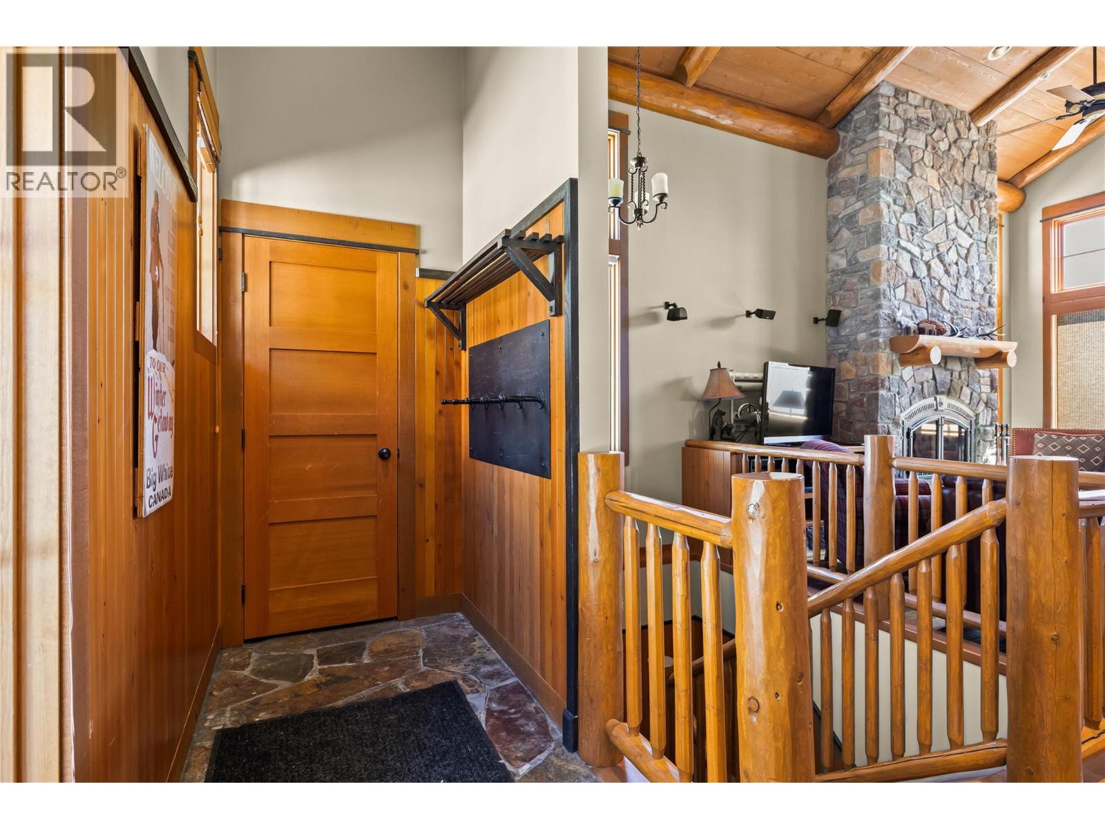 #7 255 Feathertop Way - 41