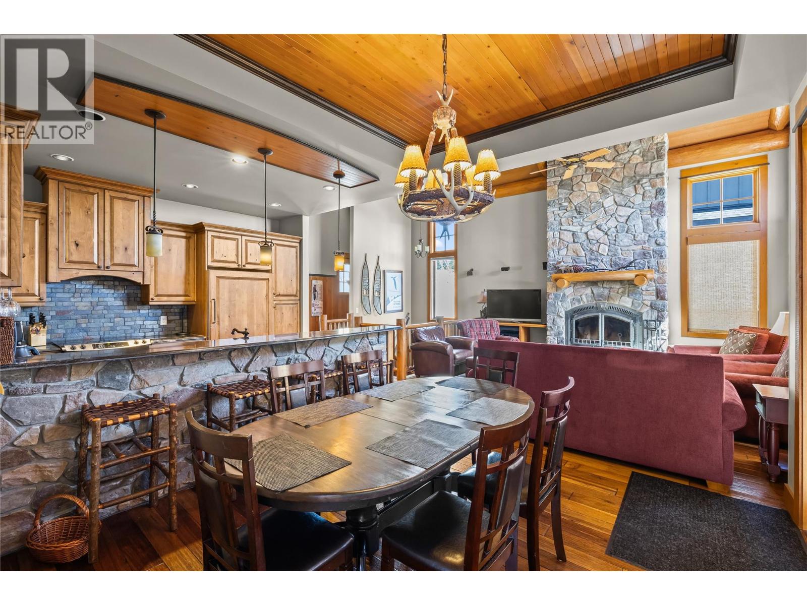 7 255 Feathertop Way, Kelowna