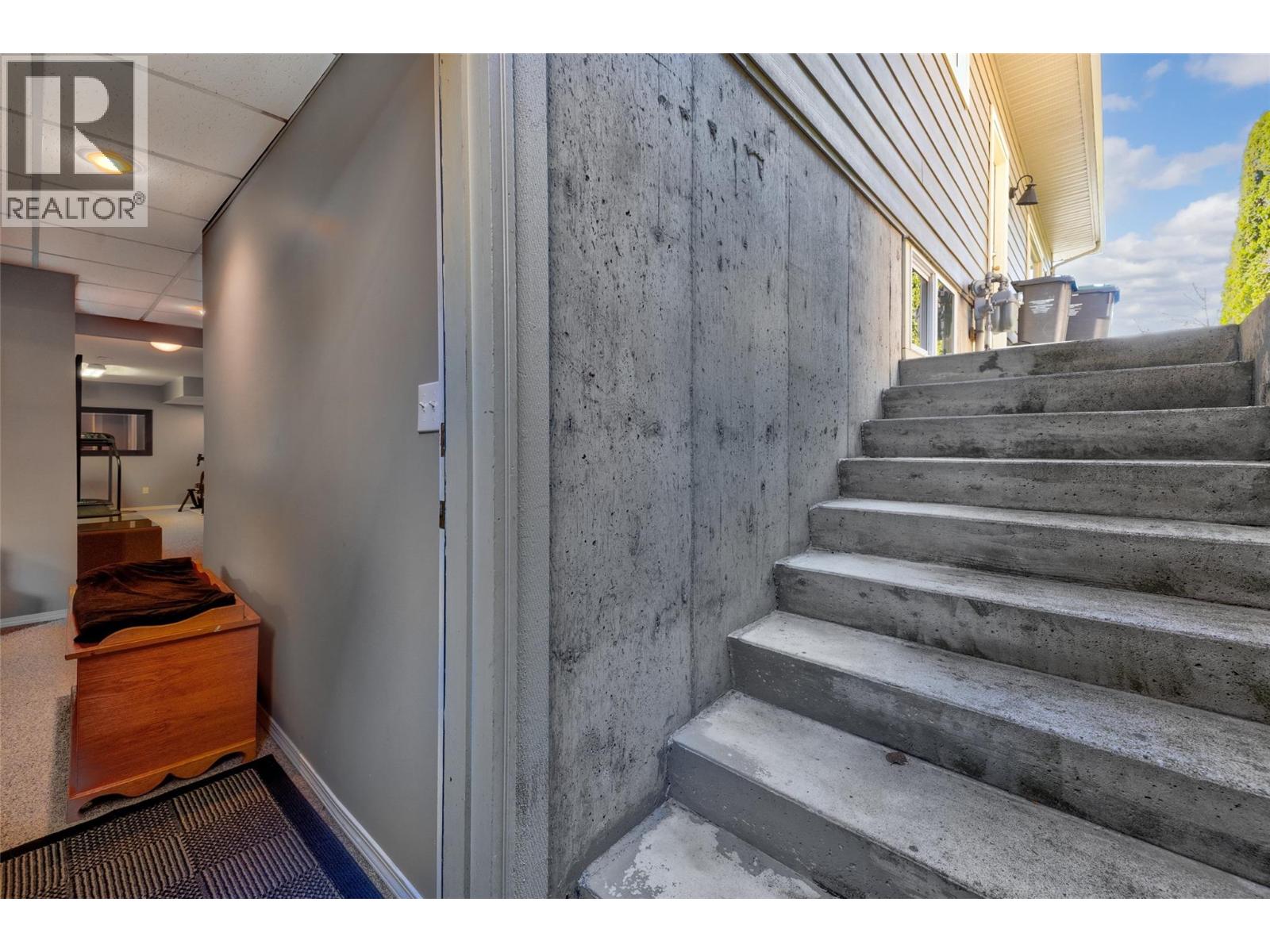  2643 O'REILLY Road, Kelowna