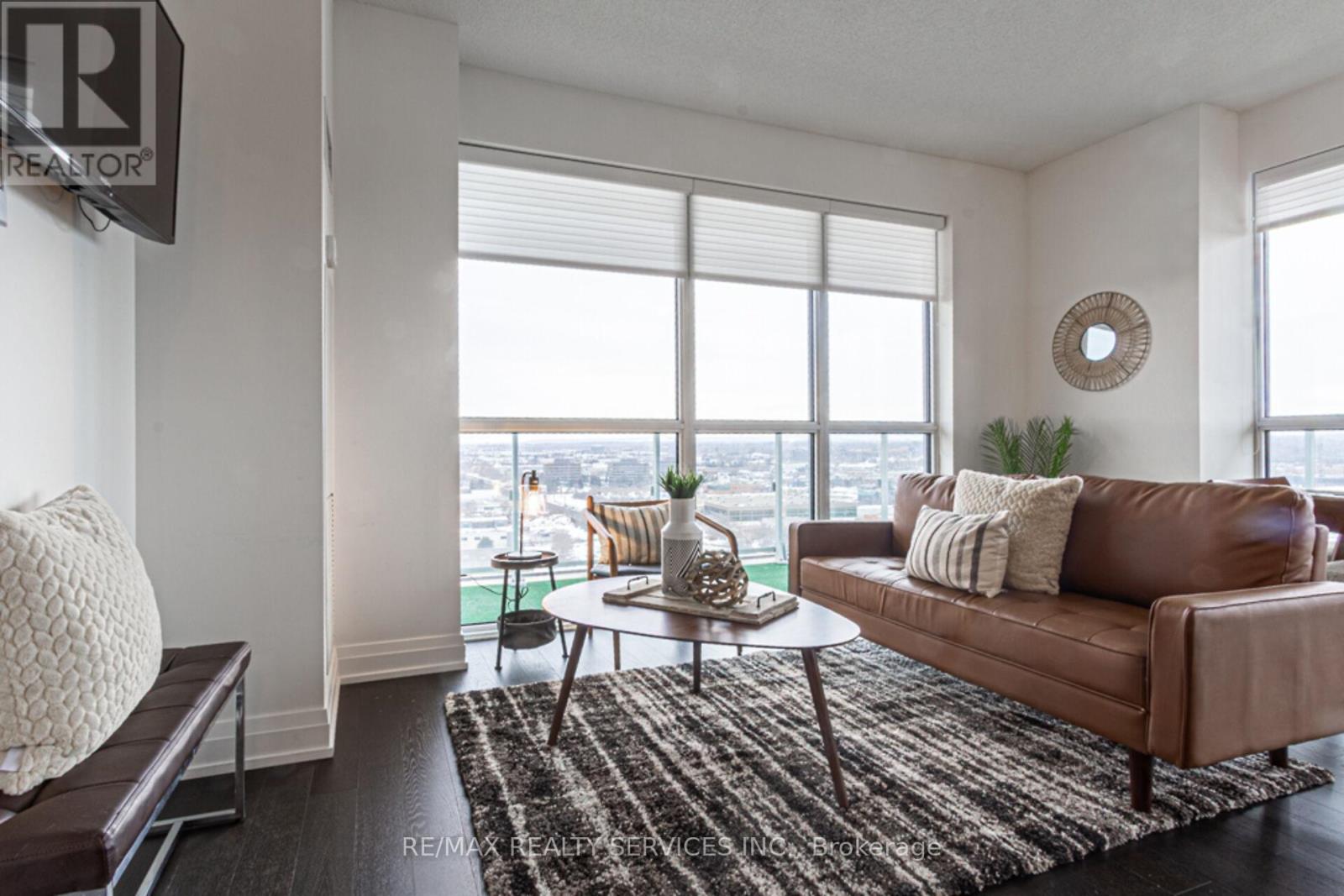 Photo 26 of 1911 65 Speers Road, Oakville ON