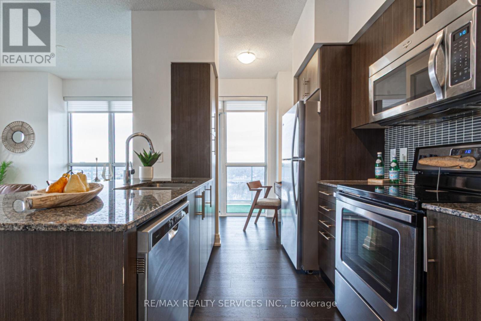 Photo 6 of 1911 65 Speers Road, Oakville ON