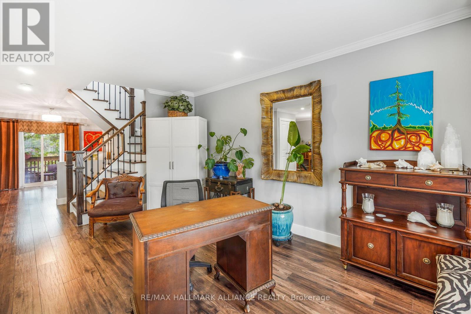 Photo 5 of 25 6859 Edenwood Drive, Mississauga ON