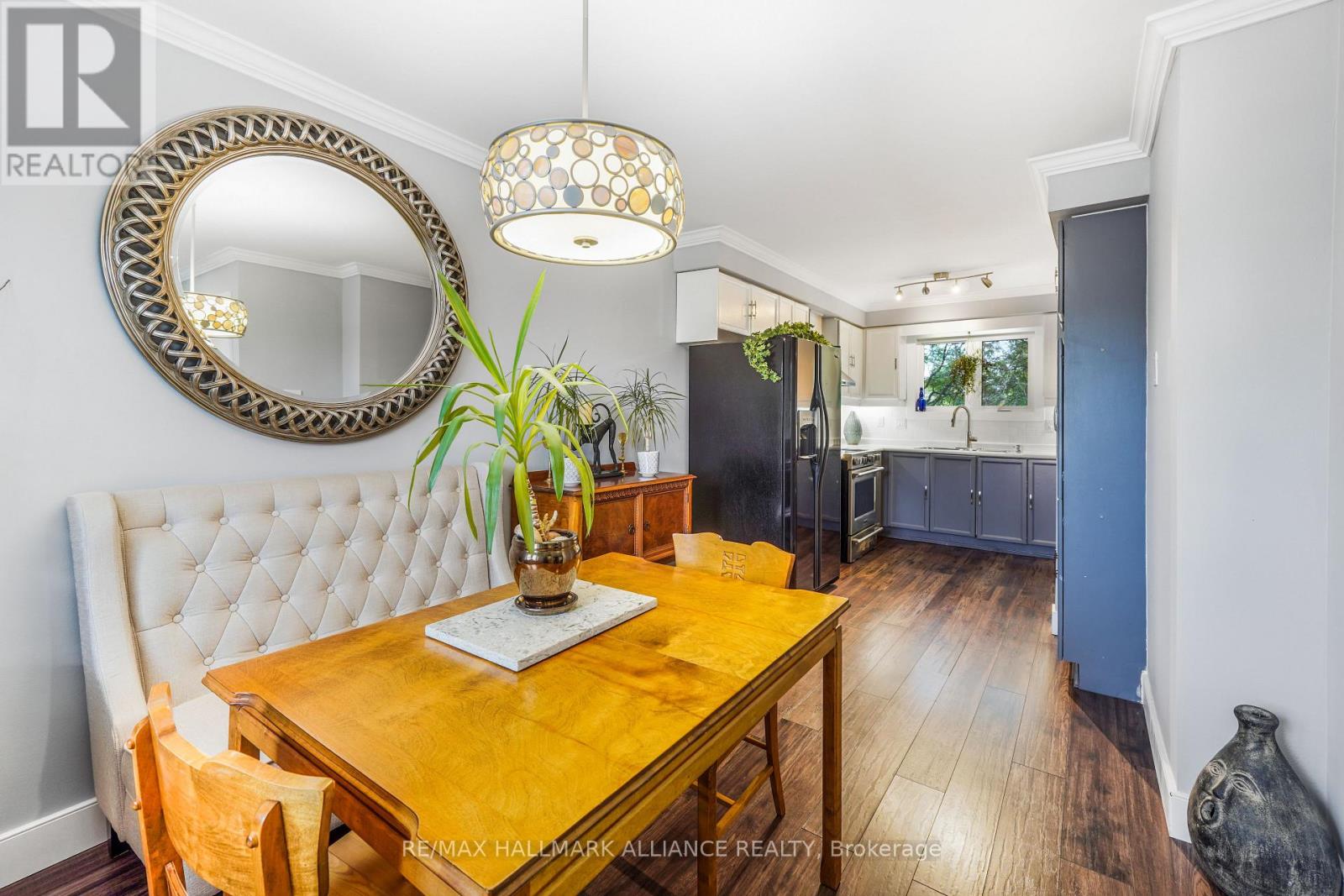 Photo 19 of 25 6859 Edenwood Drive, Mississauga ON