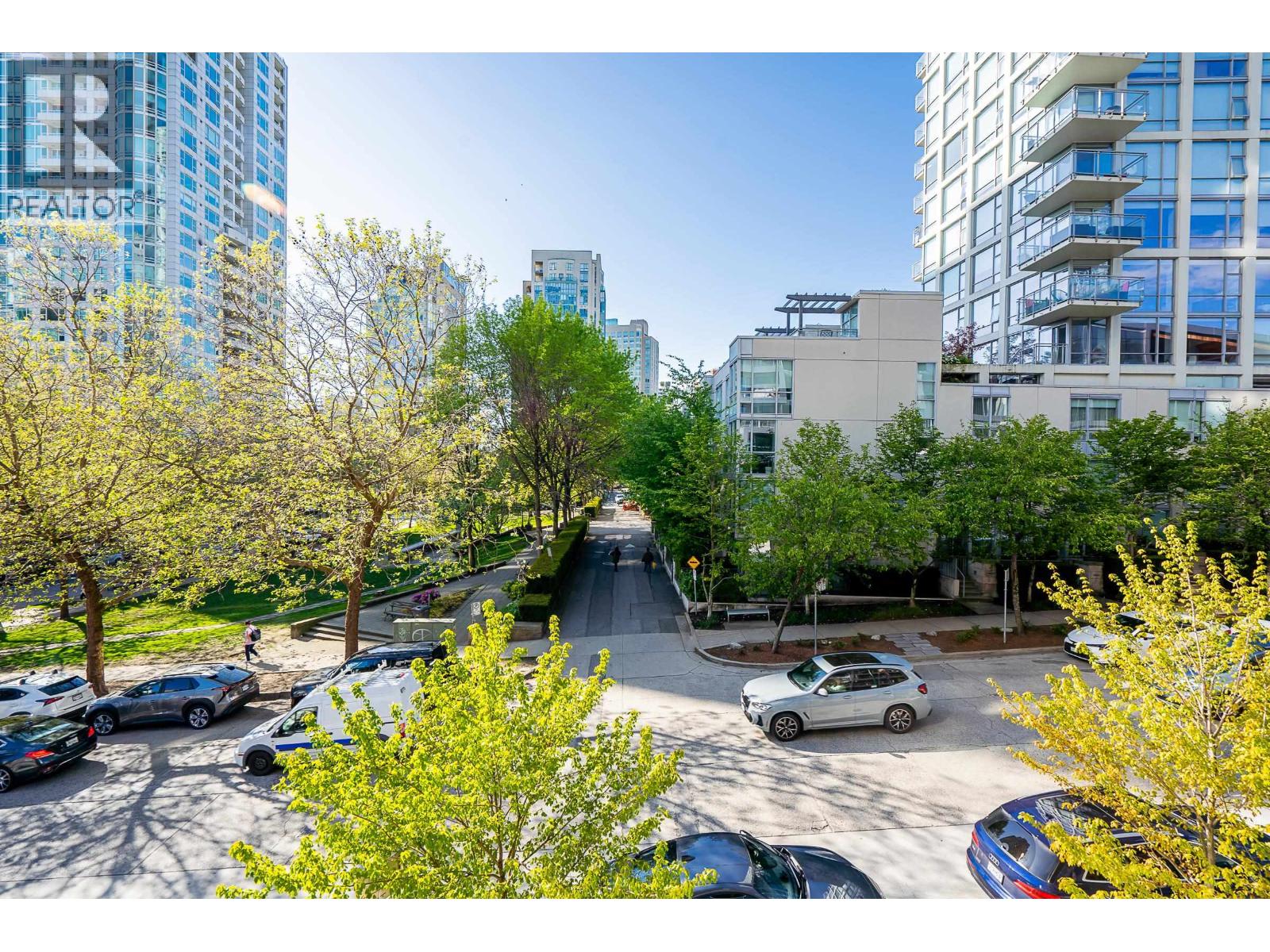 Photo 1 of 301 1480 Howe Street, Vancouver BC
