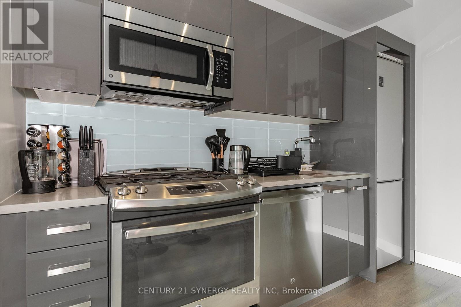 Photo 24 of 405 224 Lyon Street N, Ottawa ON