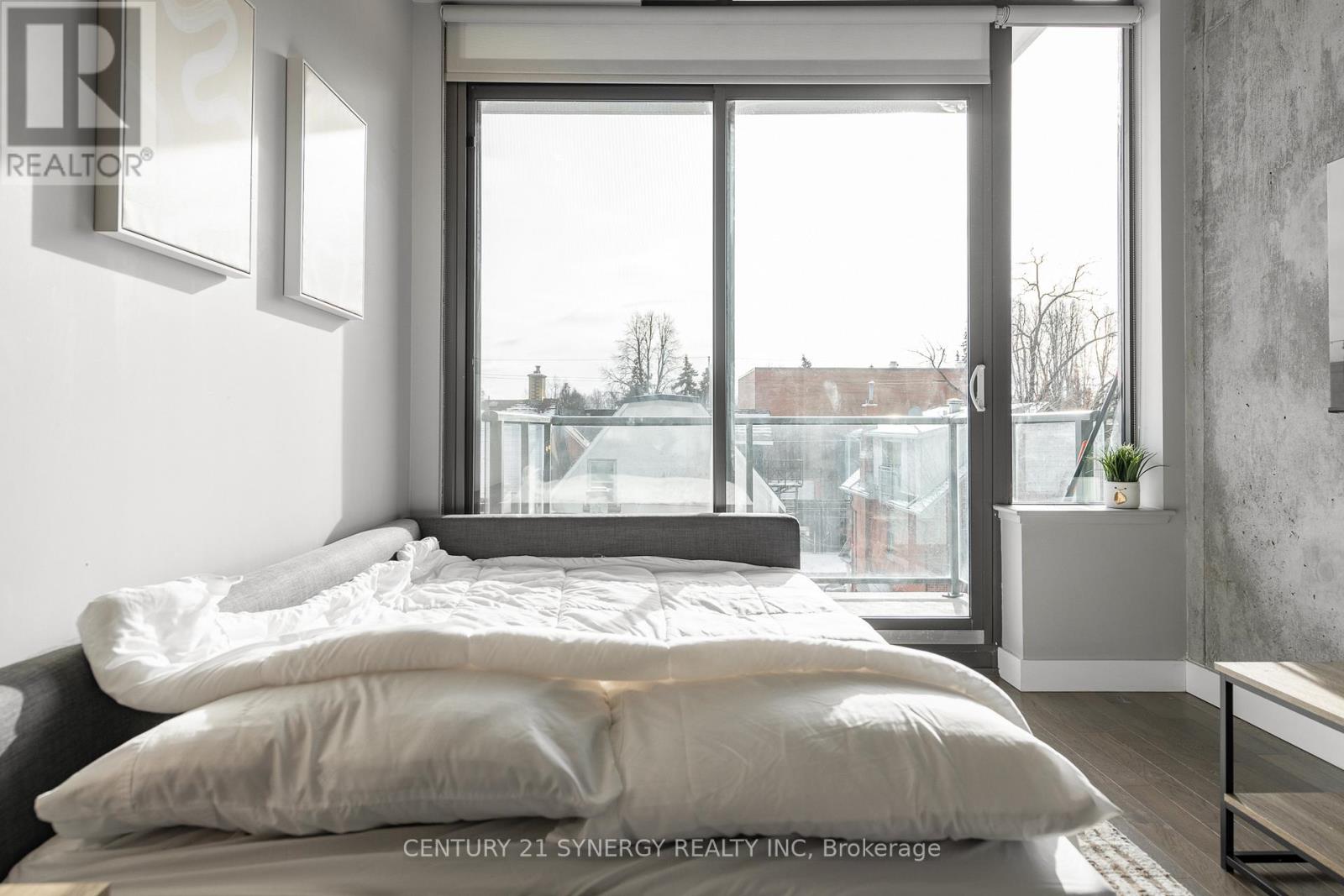 Photo 2 of 405 224 Lyon Street N, Ottawa ON