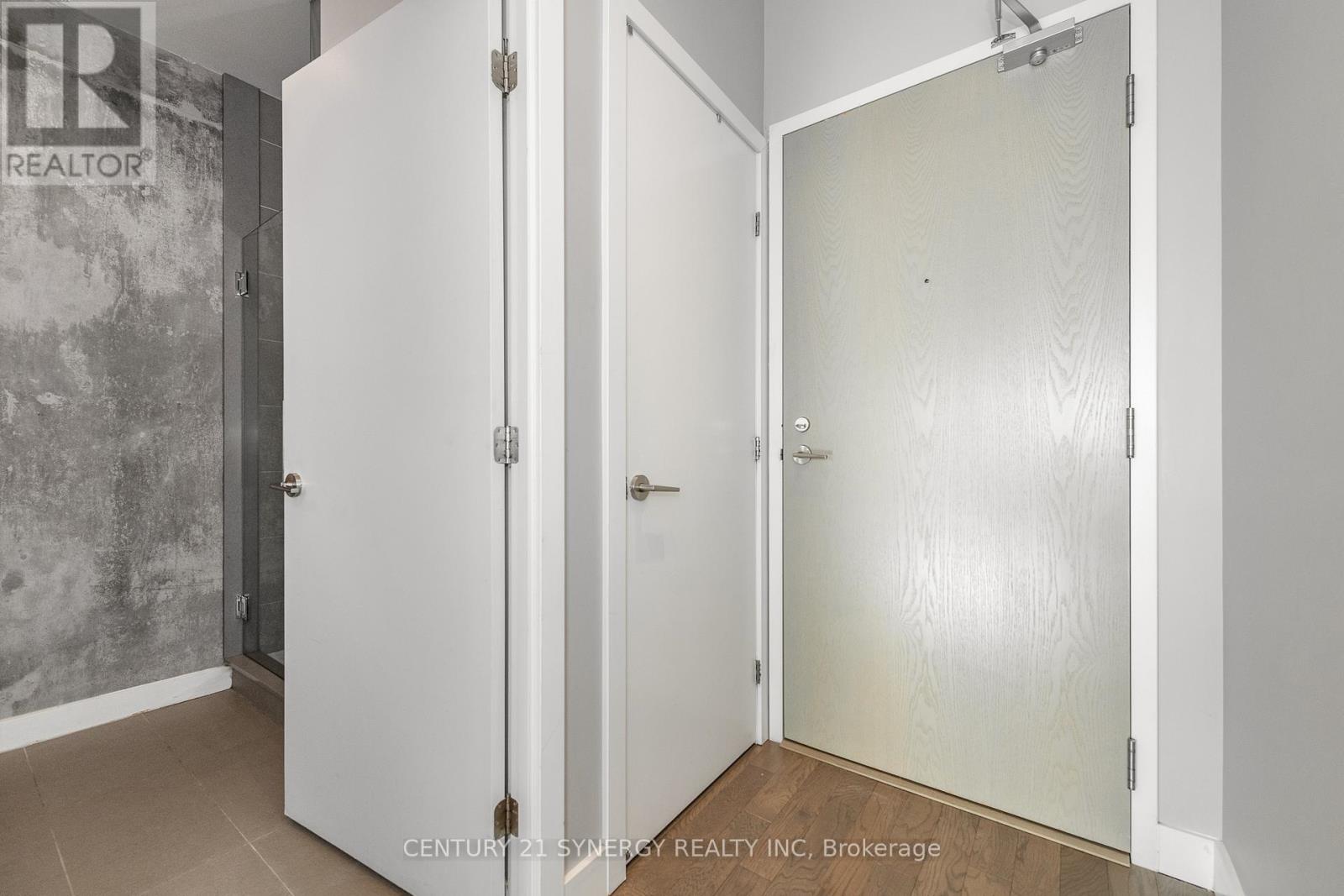 Photo 13 of 405 224 Lyon Street N, Ottawa ON
