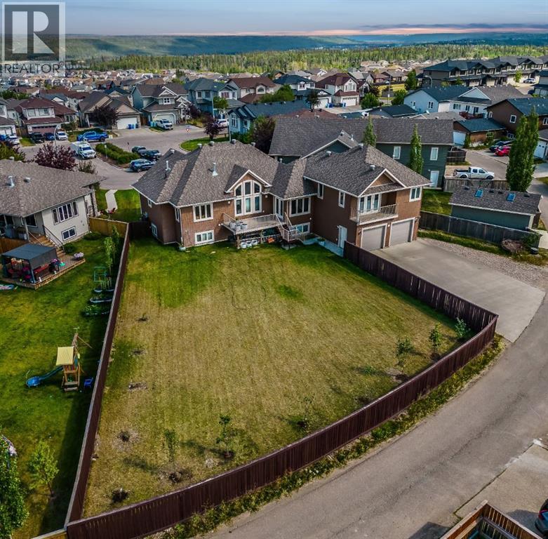 112 Woodpecker Green, Fort McMurray
