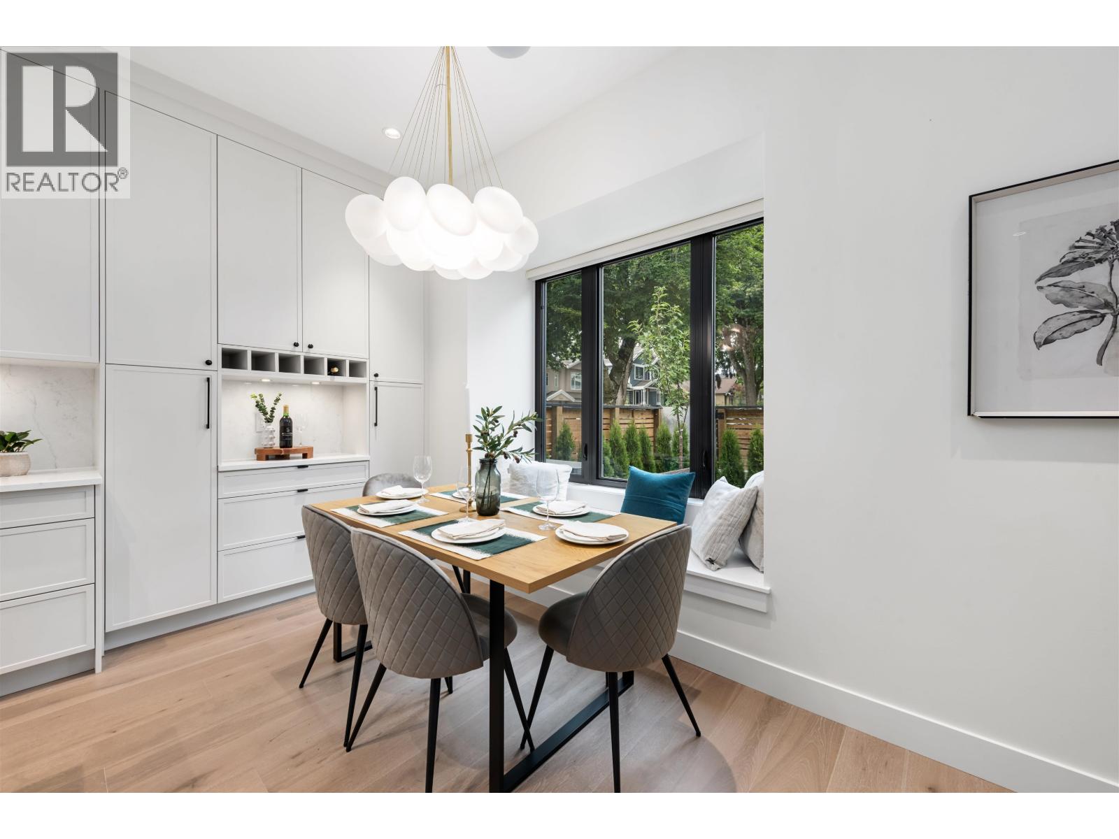 Photo 14 of 1 878 E 37 Avenue, Vancouver BC