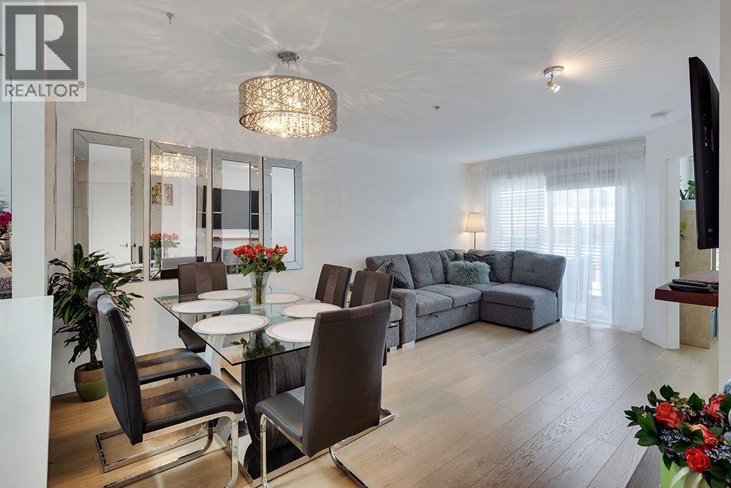 Photo 7 of 411 108 W Esplanade Avenue, North Vancouver BC