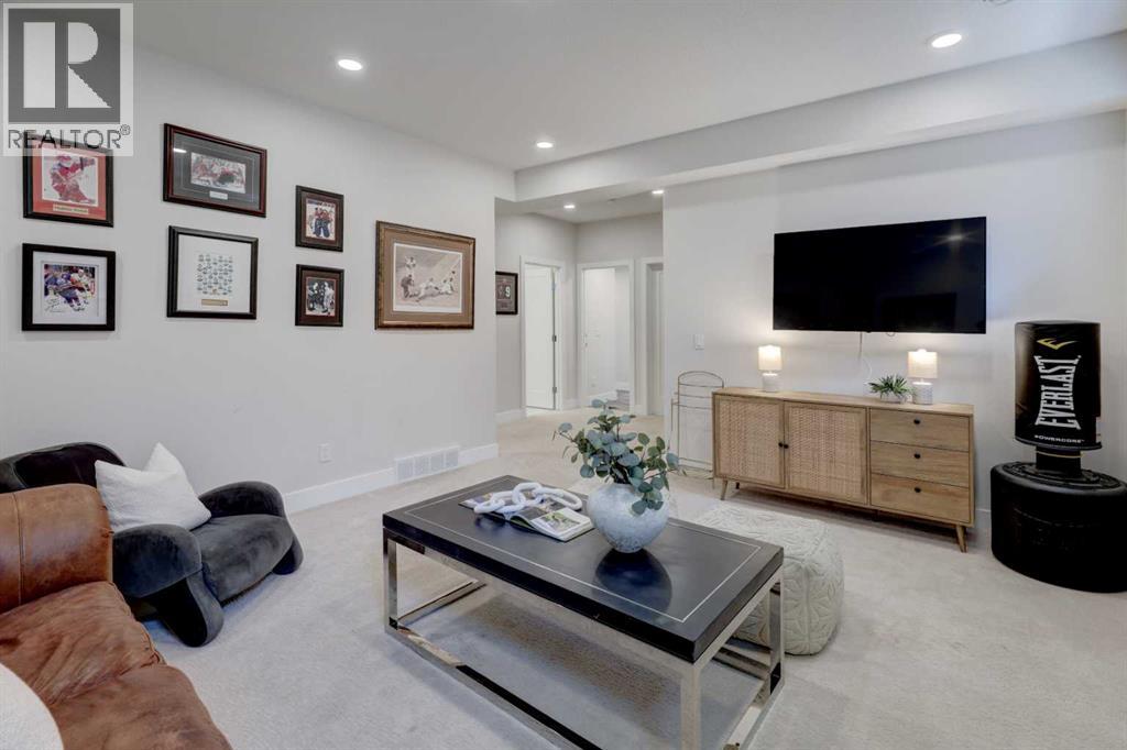 Photo 4 of 69 Westpoint Way Sw, Calgary AB