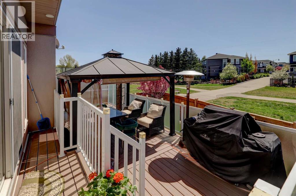 Photo 13 of 69 Westpoint Way Sw, Calgary AB