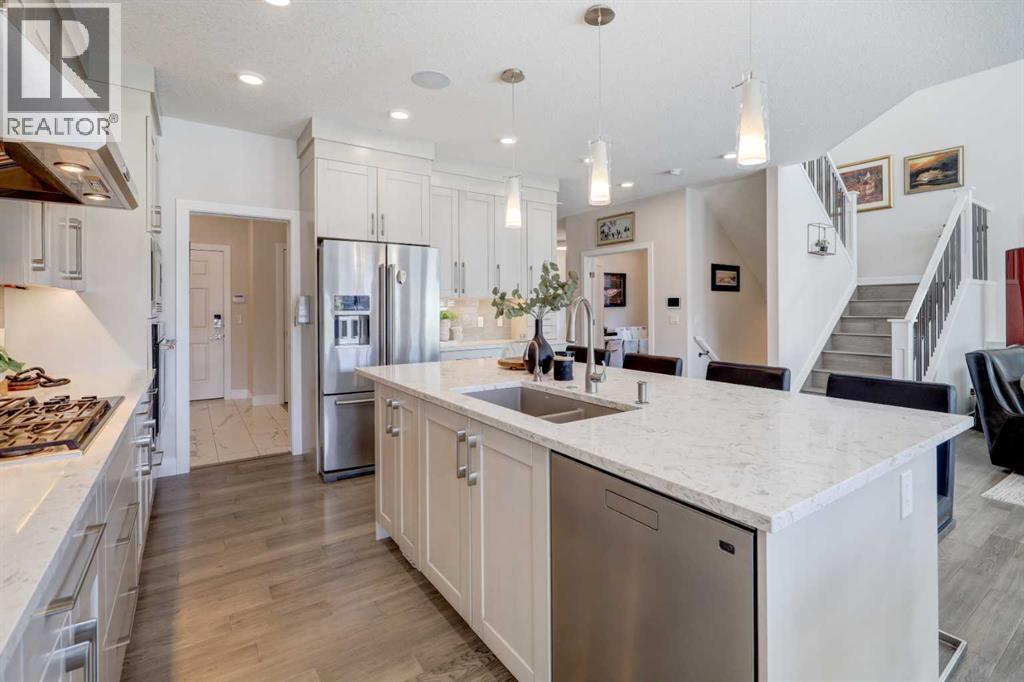 Photo 30 of 69 Westpoint Way Sw, Calgary AB