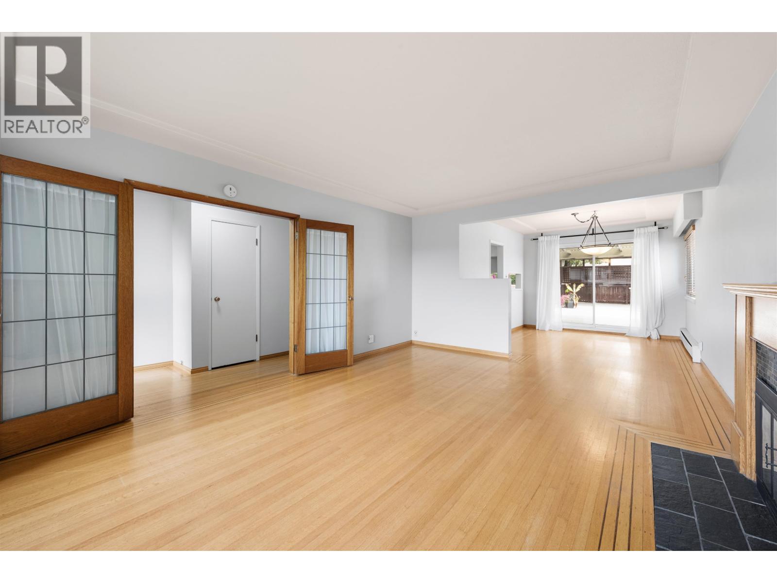Photo 6 of 7988 Edson Avenue, Burnaby BC