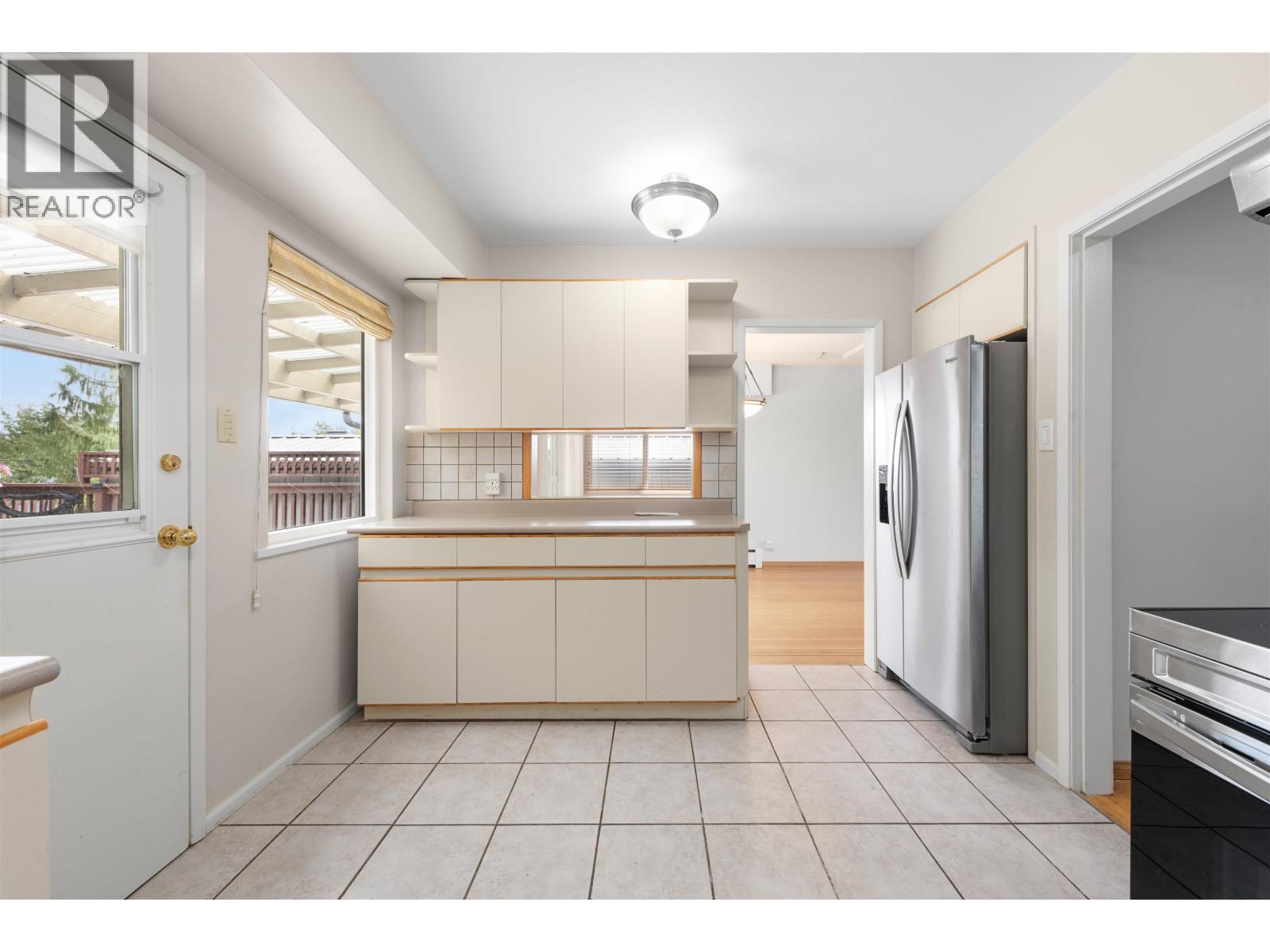 Photo 12 of 7988 Edson Avenue, Burnaby BC