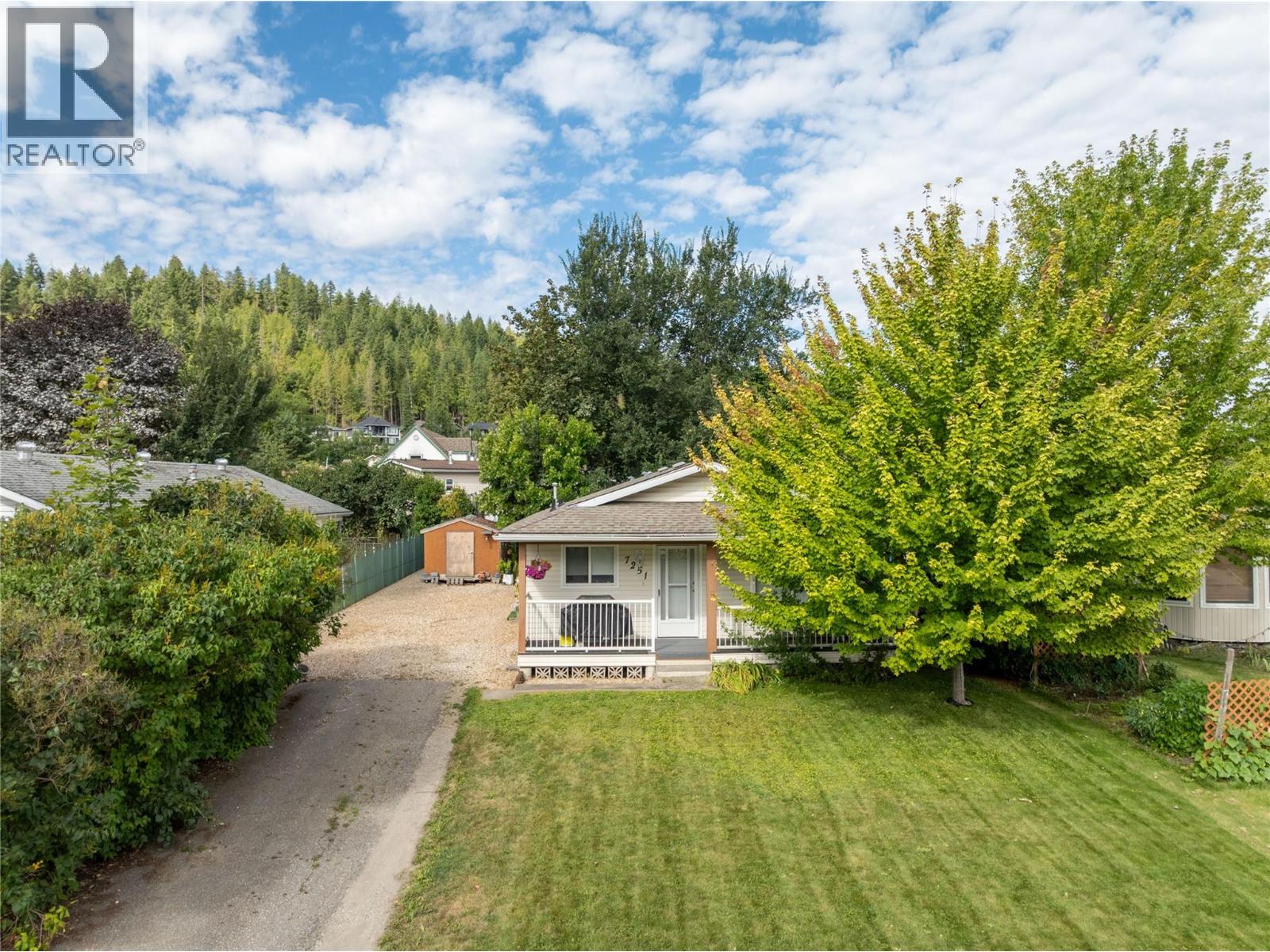 Photo 26 of 7251 48 Street Ne, Salmon Arm BC