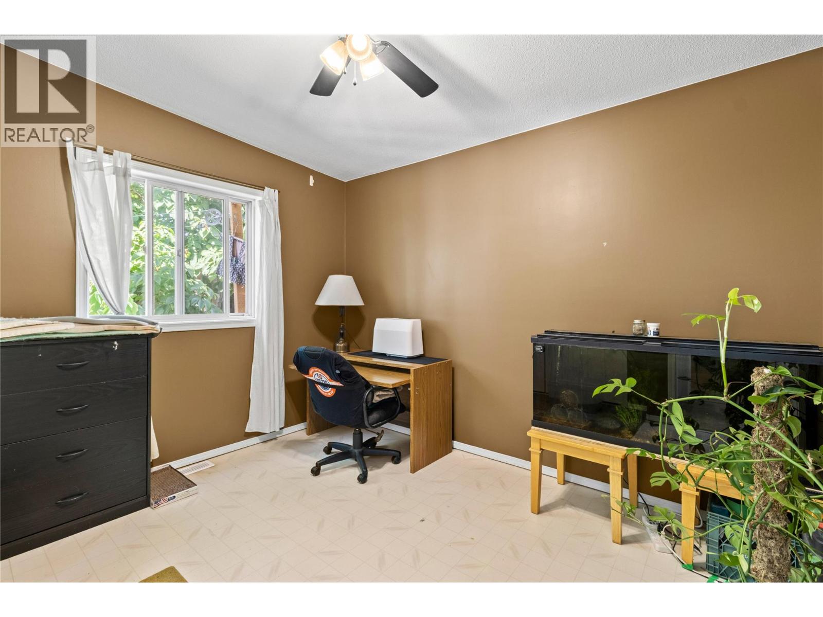 Photo 15 of 7251 48 Street Ne, Salmon Arm BC