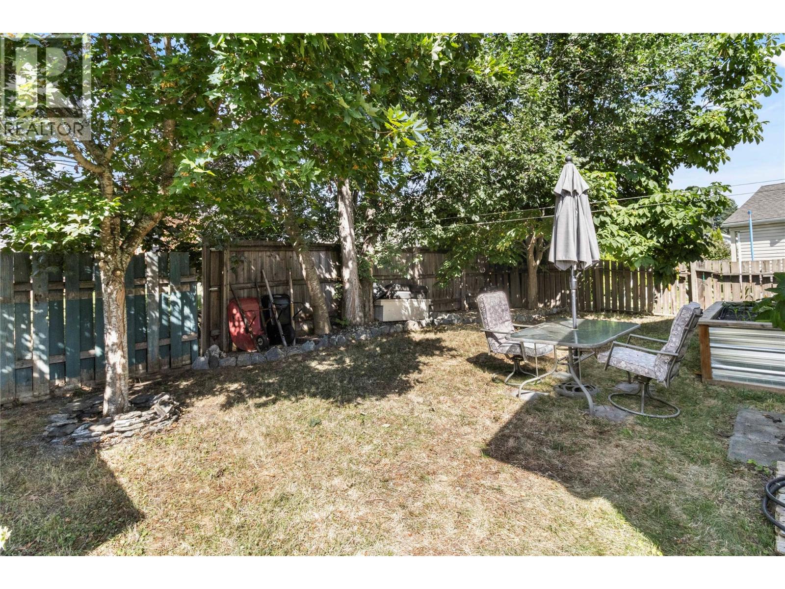Photo 2 of 7251 48 Street Ne, Salmon Arm BC