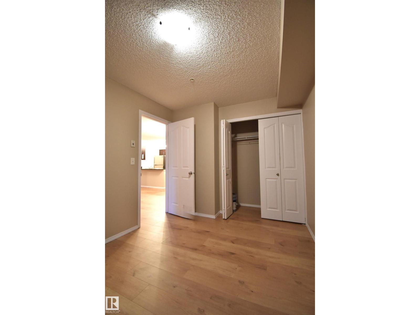 Photo 11 of 117 12025 22 Av Sw Sw, Edmonton AB