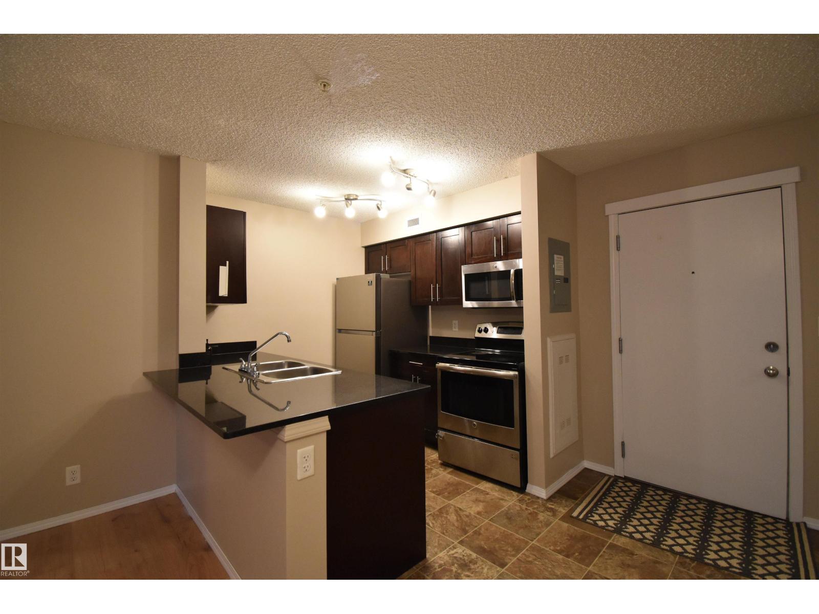 Photo 12 of 117 12025 22 Av Sw Sw, Edmonton AB