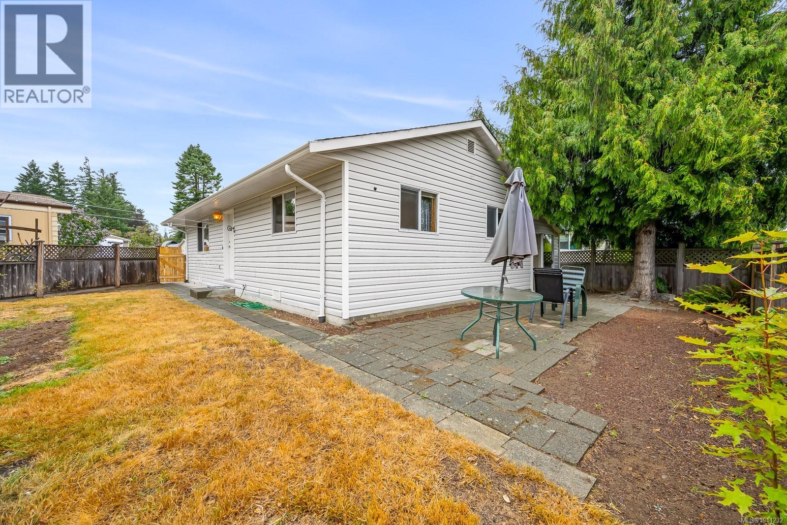 2105 Pemberton Pl, Comox