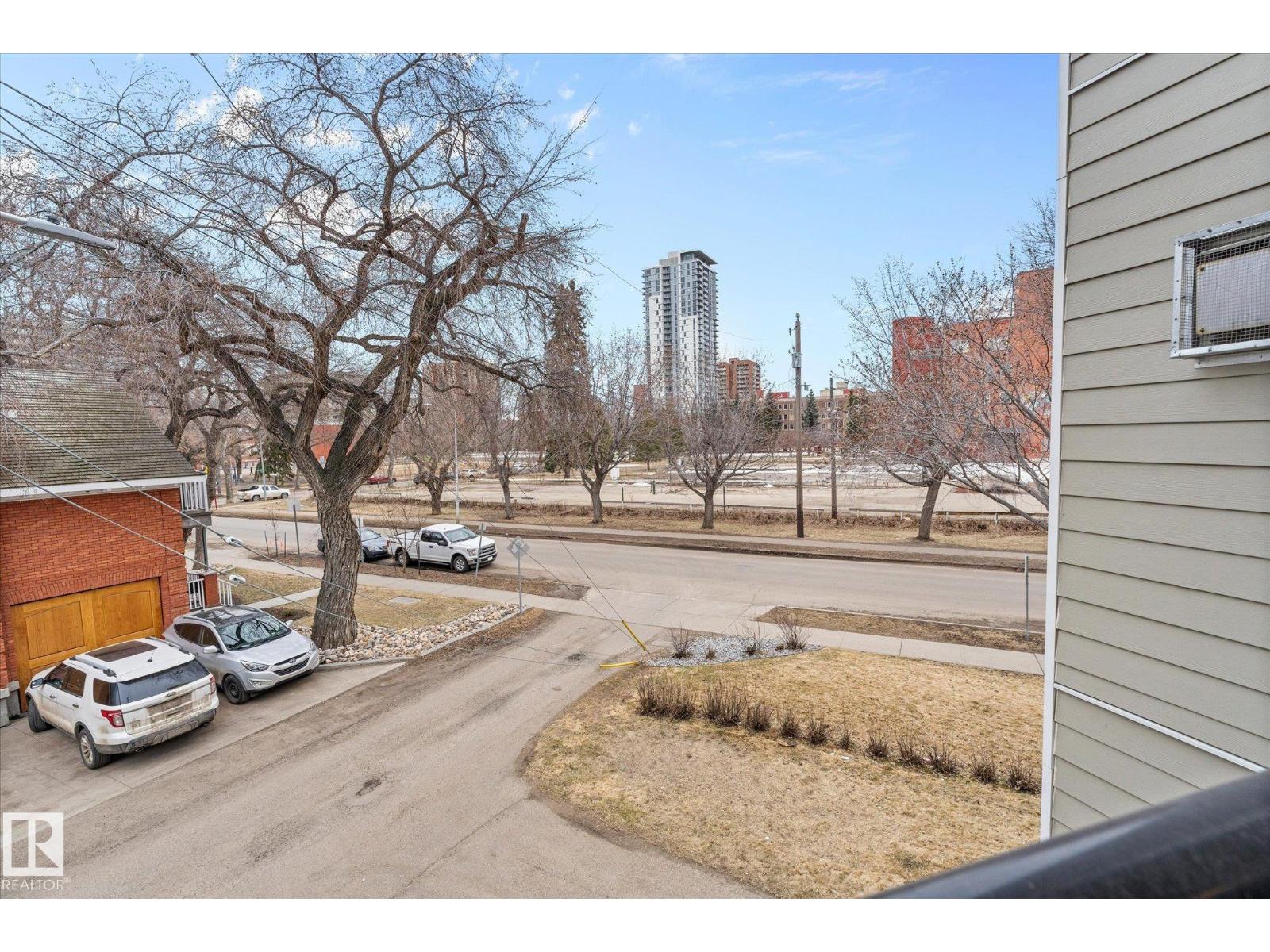 Photo 25 of 202 9905 112 St Nw, Edmonton AB