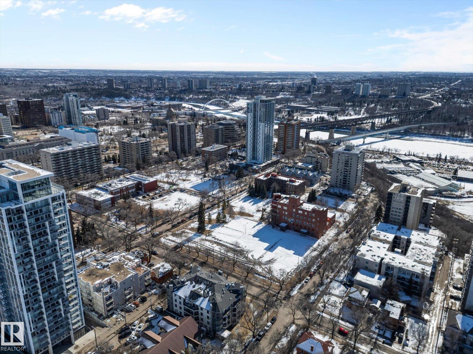 Photo 6 of 202 9905 112 St Nw, Edmonton AB