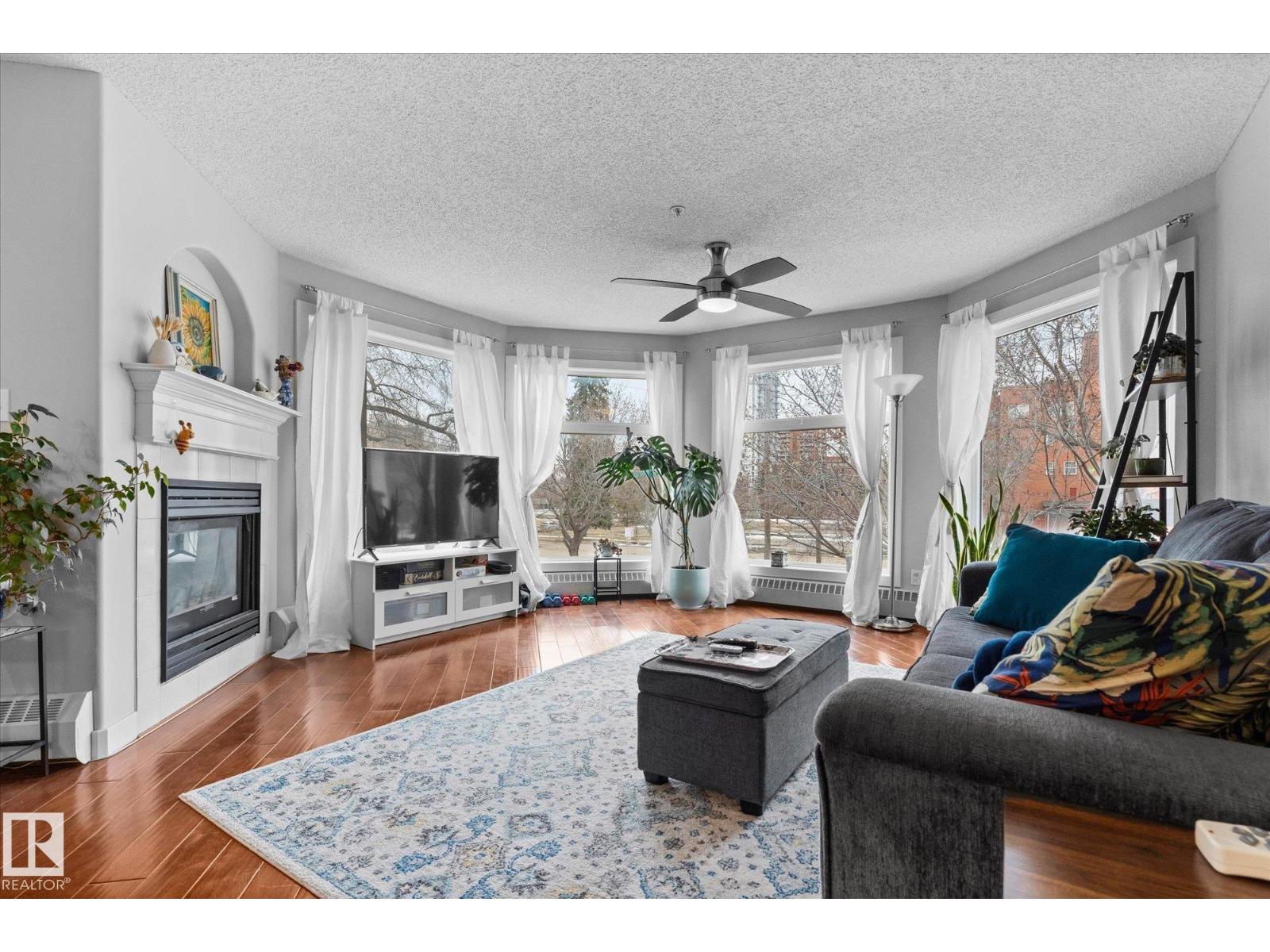 Photo 11 of 202 9905 112 St Nw, Edmonton AB