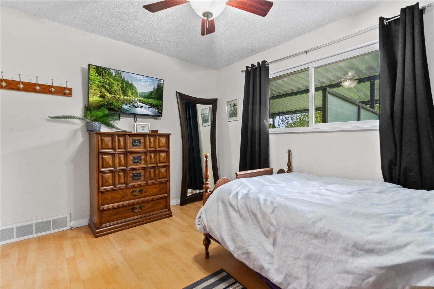 Photo 16 of 8073 Antelope Avenue, Mission BC