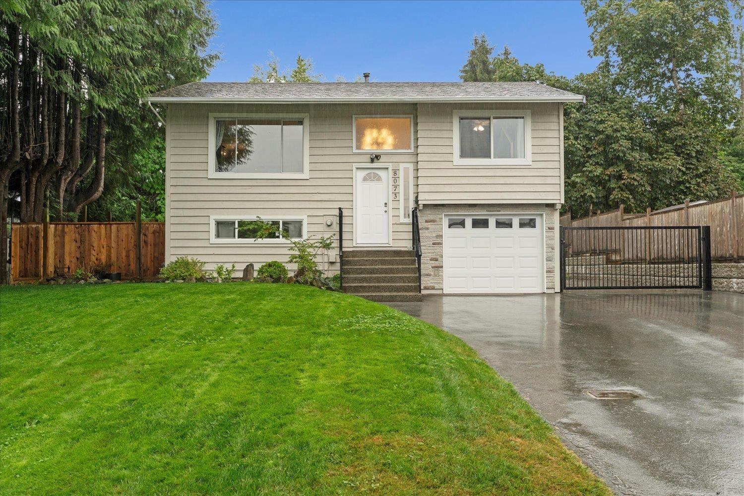 Photo 1 of 8073 Antelope Avenue, Mission BC