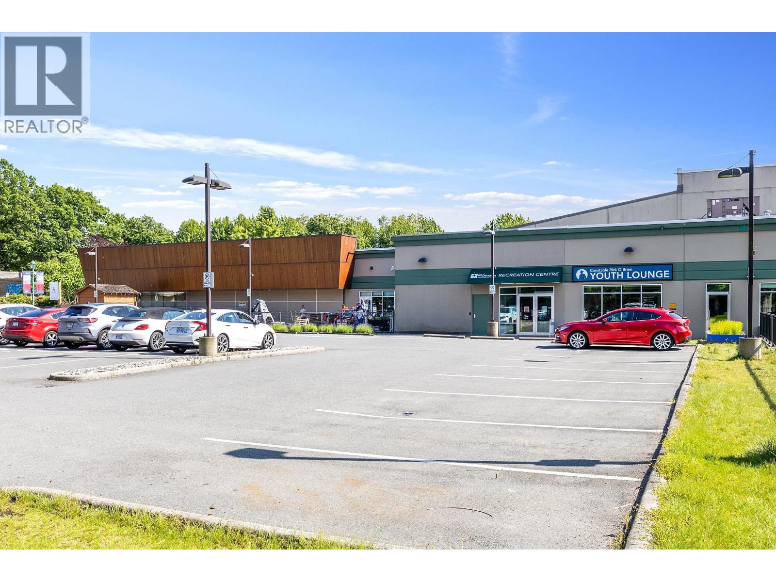 Photo 13 of 204 19130 Ford Road, Pitt Meadows BC