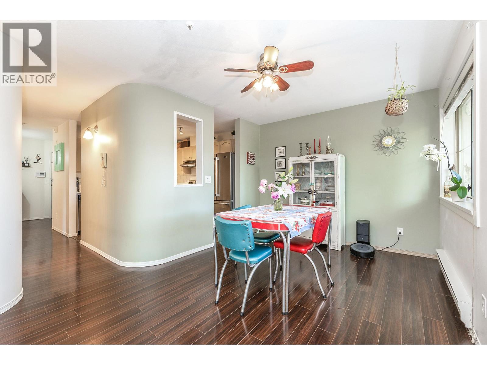 Photo 1 of 204 19130 Ford Road, Pitt Meadows BC