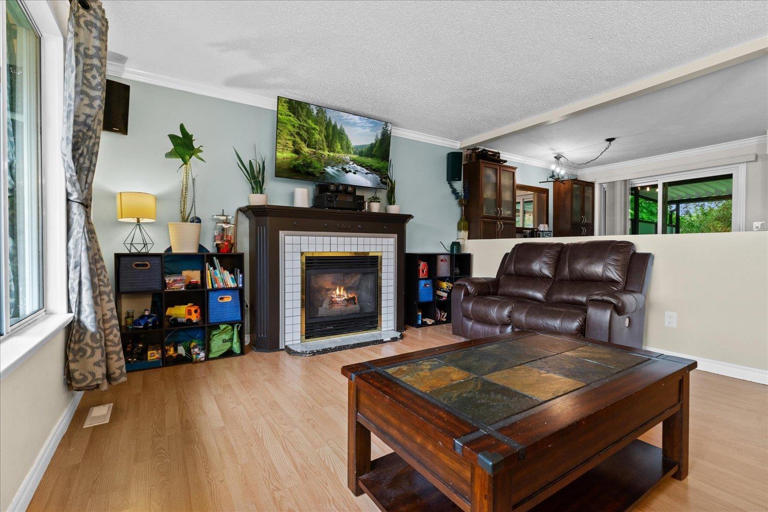Photo 6 of 8073 Antelope Avenue, Mission BC