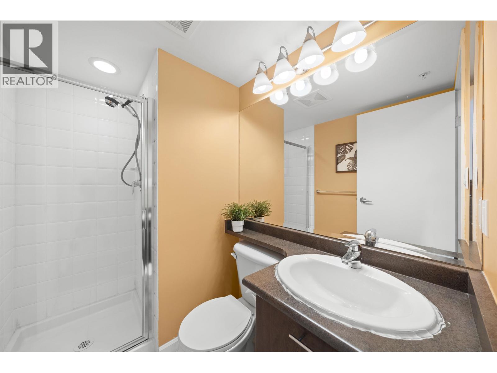 Photo 12 of 724 7831 Westminster Highway, Richmond BC