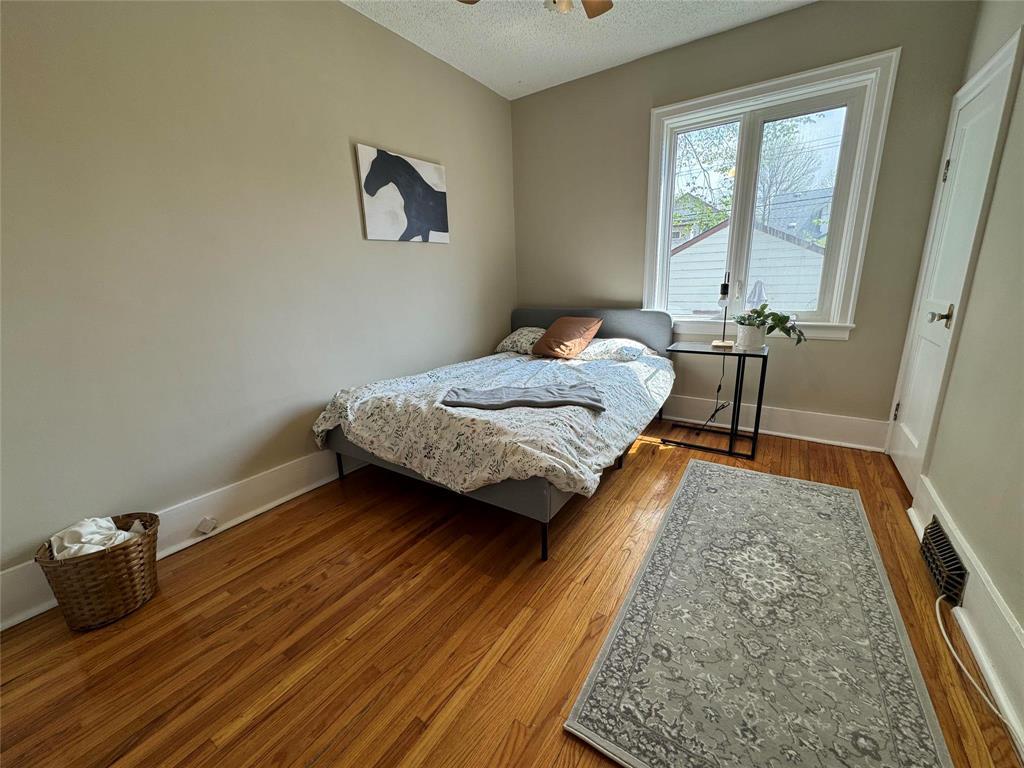 Photo 12 of 905 Lipton Street, Winnipeg MB