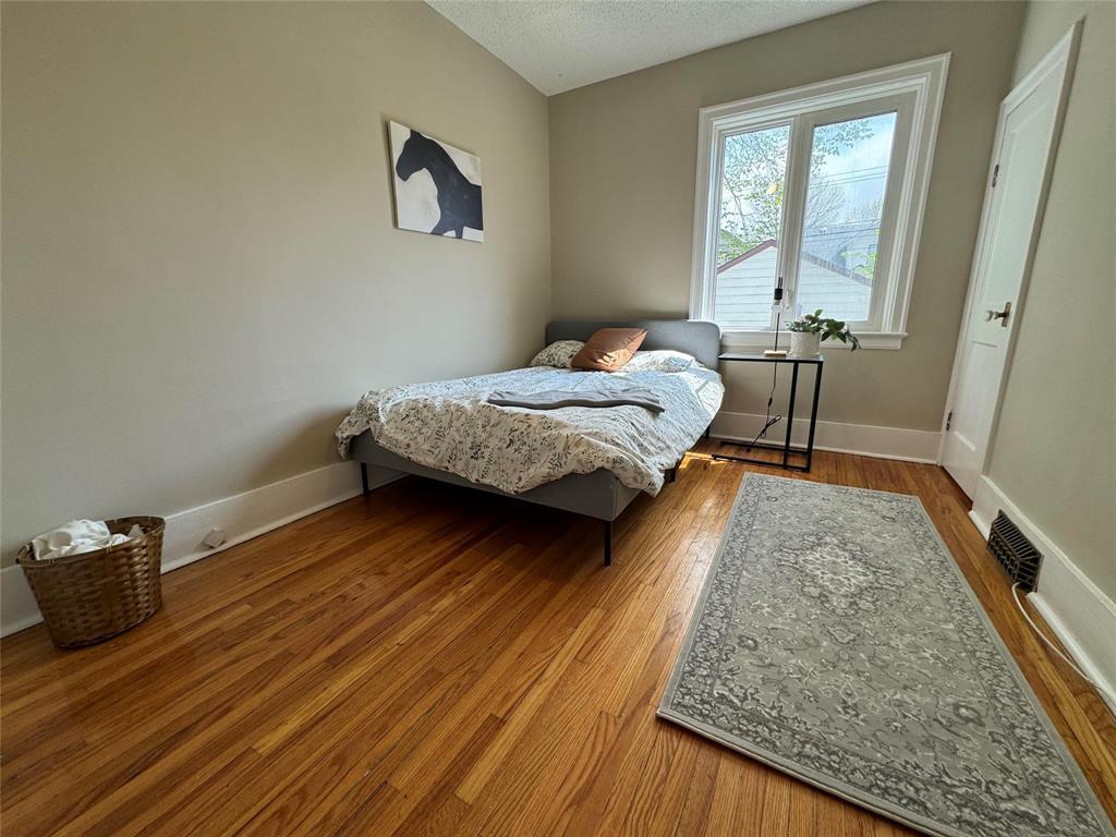 Photo 13 of 905 Lipton Street, Winnipeg MB