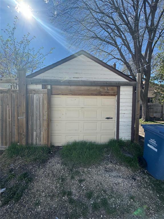Photo 30 of 905 Lipton Street, Winnipeg MB