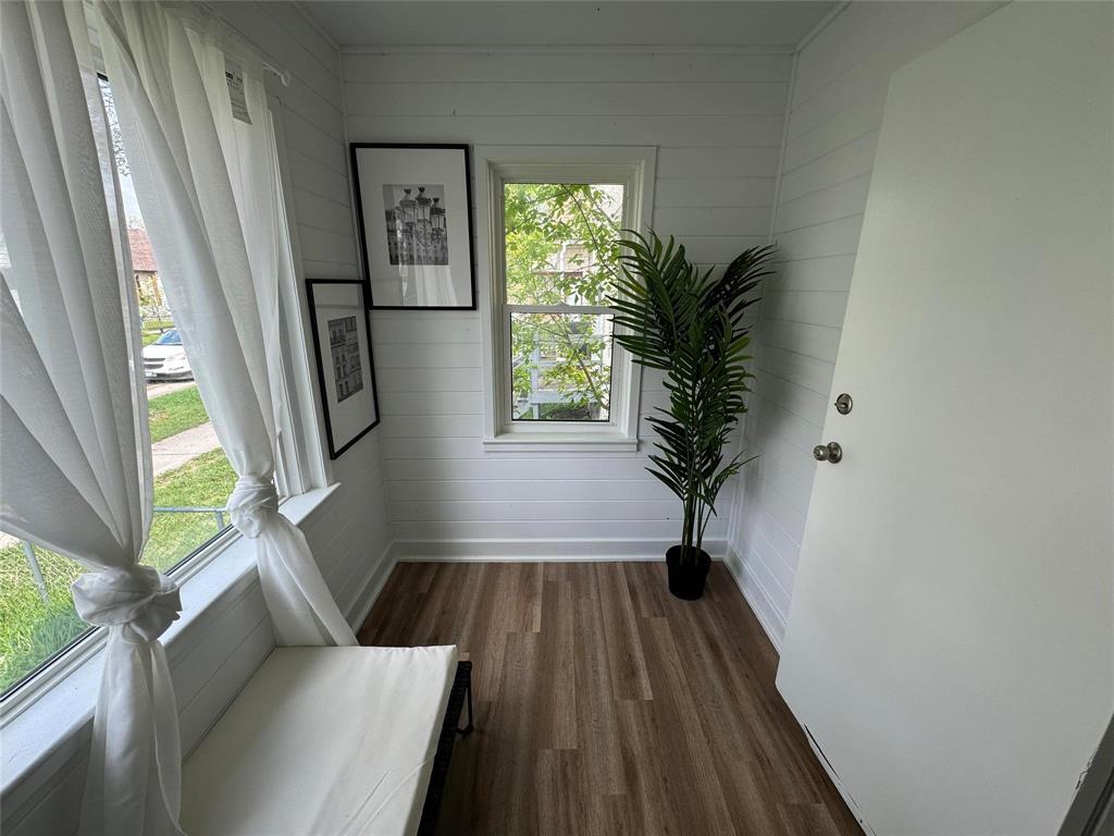 Photo 6 of 905 Lipton Street, Winnipeg MB