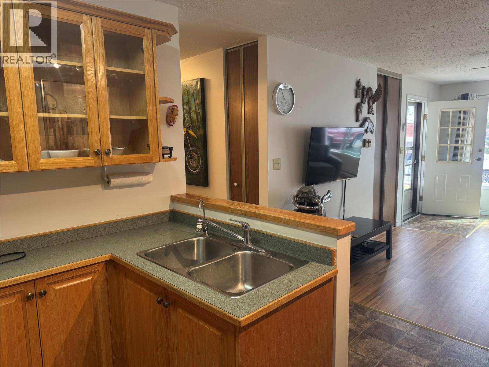 8010 VEDETTE Drive Unit# 10, Osoyoos