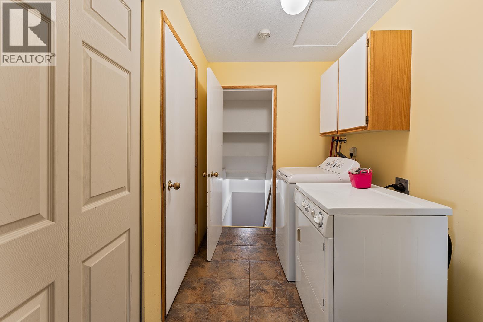 Photo 19 of 1431 Inkar Road, Kelowna BC